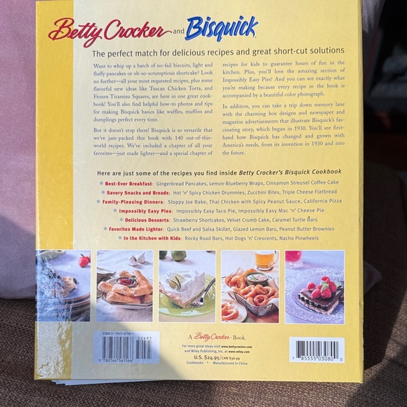 Betty Crocker Bisquick Cookbook with Yellow and Red Cover EUC - Picture 5 of 5